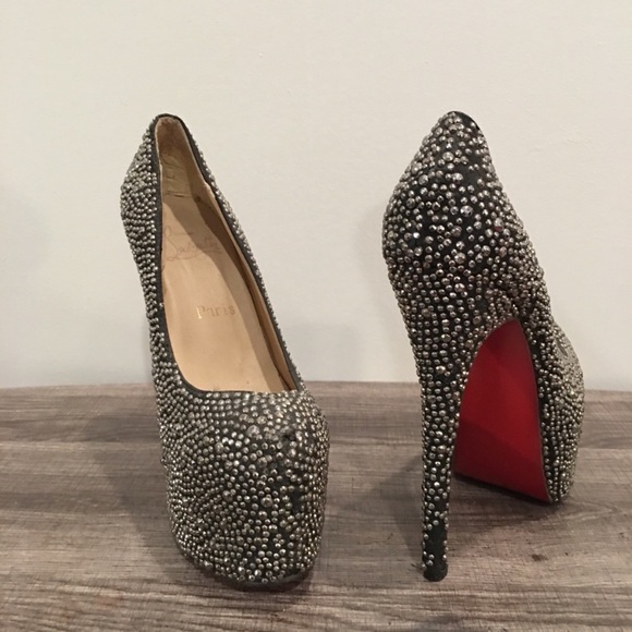 Christian Louboutin heels red bottom made in Italy - Picture 3 of 5